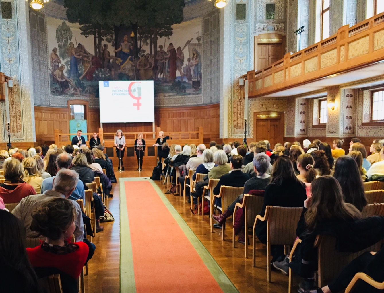 Vasaaulan, fullsatt under panelsamtal 8 mars