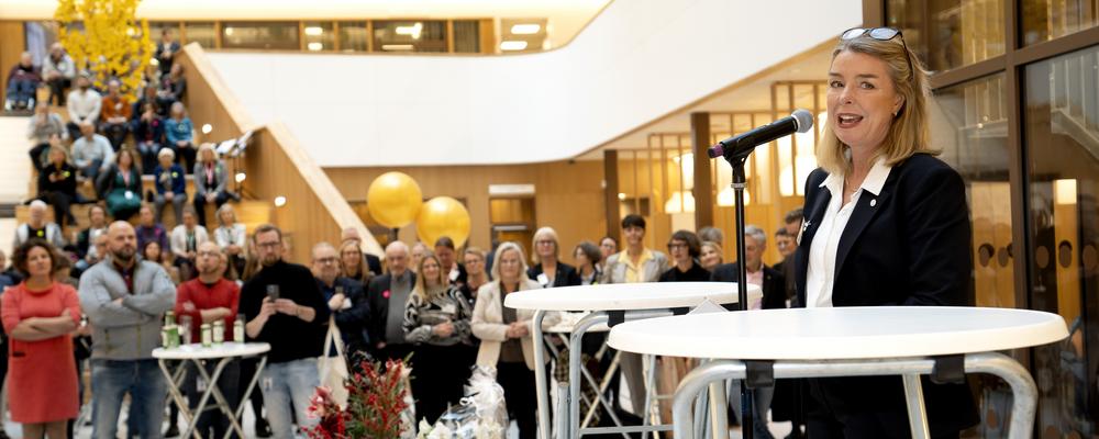 Rektor Malin Broberg vid invigningen av Natrium den 17 november.